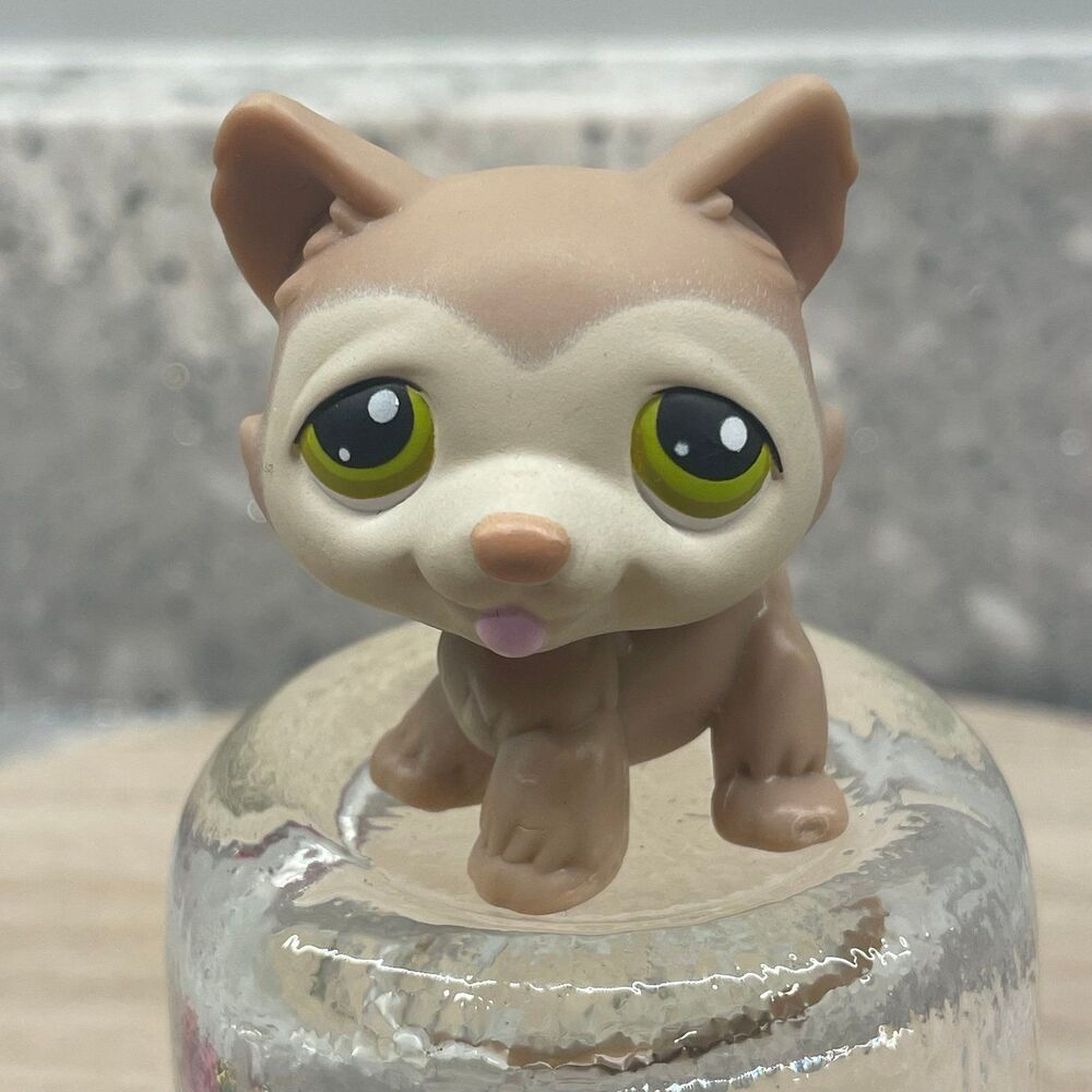 Littlest Pet Shop Husky 358 Authentic LPS Light Brown White Green Eyes Dog